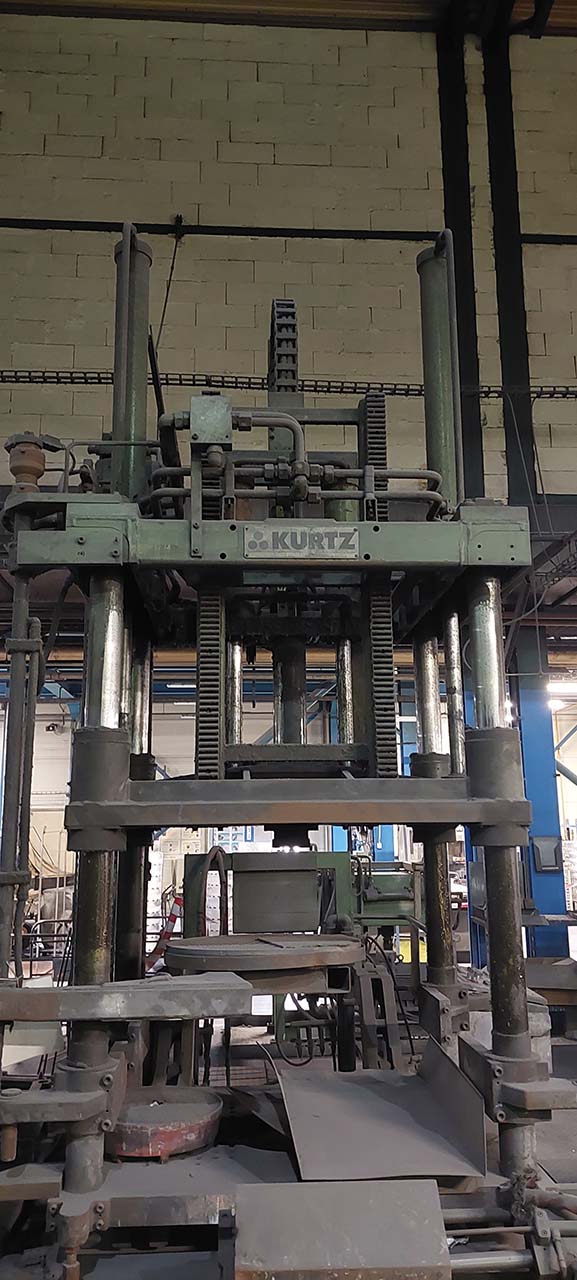 Kurtz Al 10-7 TC Niederdruckgießmaschine ND1347, gebraucht